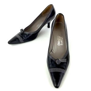 Vintage Salvatore Ferragamo Black Leather Heels with Bow Detail - Size 6